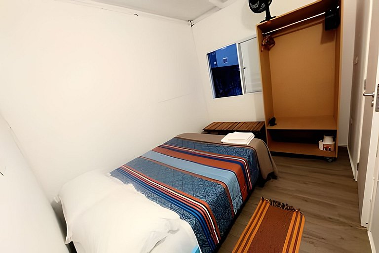apartamento completo e equipado no piso superior