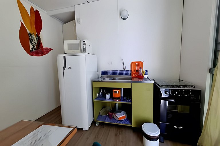 apartamento completo e equipado no piso superior
